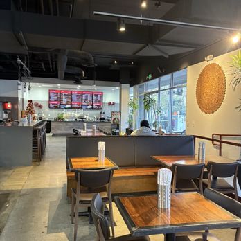 123 Pho - Ambience - Vietnamese Near Me - Long Beach, California 123 Pho - Ambience - Vietnamese Near Me - Long Beach, California
