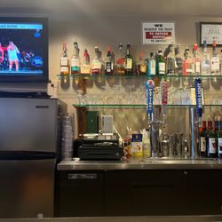 Qorris Restaurant - Bar seats
