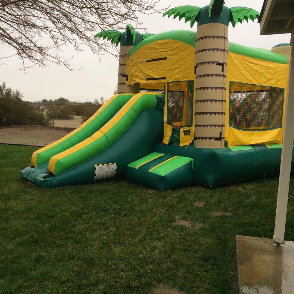 Karina's Jumpers - Bounce House Rentals Near Me Karina's Jumpers - Bounce House Rentals Near Me