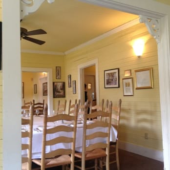 Maison Lacour - Dining area in a quaint repurposed home setting - French Near Me - Baton Rouge, Louisiana Maison Lacour - Dining area in a quaint repurposed home setting - French Near Me - Baton Rouge, Louisiana