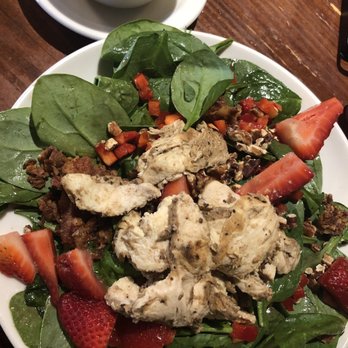 la Madeleine - Chicken Spinach Salad with Strawberries and Pecans... Balsamic Vinaigrette dressing - Bakeries Near Me - Baton Rouge, Louisiana la Madeleine - Chicken Spinach Salad with Strawberries and Pecans... Balsamic Vinaigrette dressing - Bakeries Near Me - Baton Rouge, Louisiana