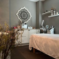 Oasis Therapeutic - Esthetics