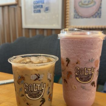 Salty Bottle & Brew  - Small local only coffee Large strawberry banana smoothie - Wine Tasting Room Near Me - Rosemary Beach, Florida