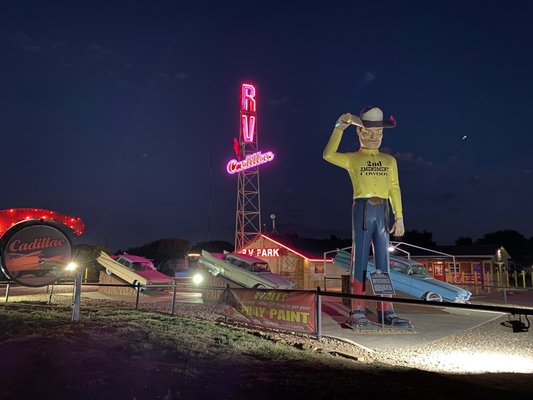 CADILLAC RANCH RV PARK - Updated July 2026 - 44 Photos - 2601 Hope Rd ...