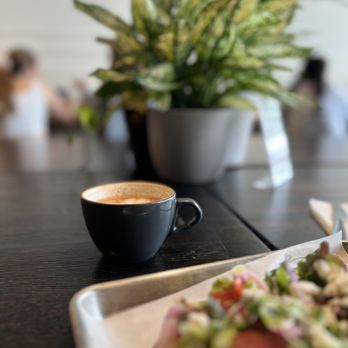 Coffee Parlor - Cappuccino - Coffee & Tea Near Me - Long Beach, California