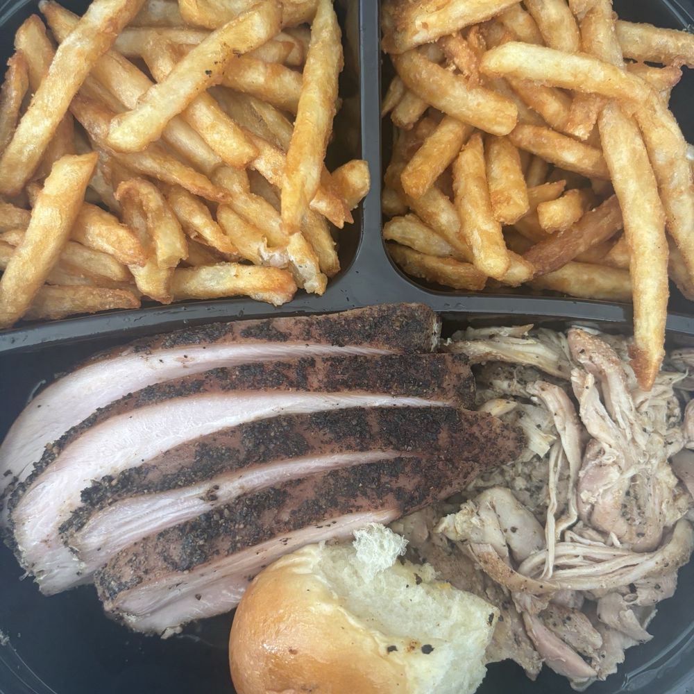 Smoked Turkey, Pulled Chicken w/ White Sauce and double fries because they were out of Mac N Cheese. Smoked Turkey, Pulled Chicken w/ White Sauce and double fries because they were out of Mac N Cheese.