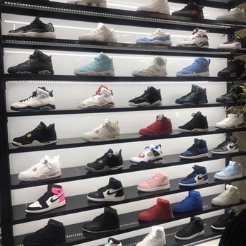 Shoe Palace - Shoe Stores Near Me - Oakland, California Shoe Palace - Shoe Stores Near Me - Oakland, California