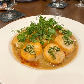 MW Restaurant - Pan Roasted Bristol Bay Scallops - New American Near Me - Honolulu, Hawaii MW Restaurant - Pan Roasted Bristol Bay Scallops - New American Near Me - Honolulu, Hawaii