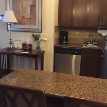 Staybridge Suites Reno - Kitchen/ bar - Hotels Near Me - Reno, Nevada Staybridge Suites Reno - Kitchen/ bar - Hotels Near Me - Reno, Nevada