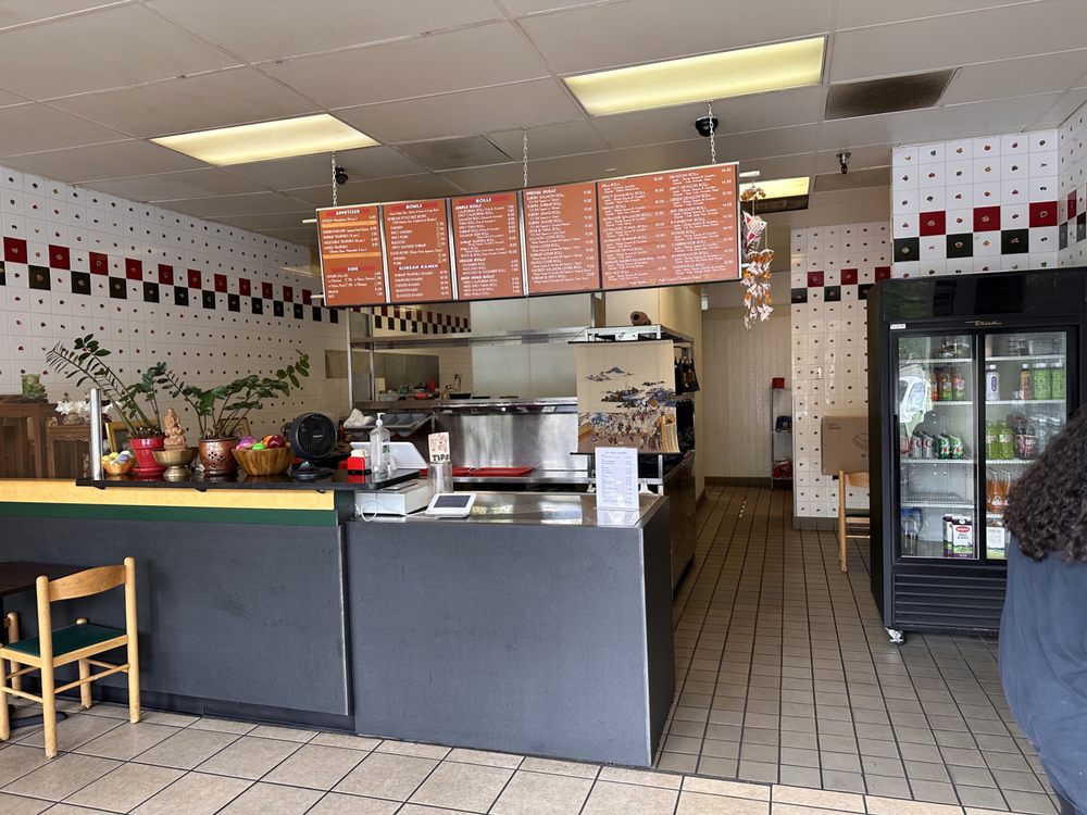 Bowl & Roll - Photo 3