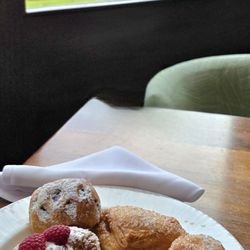 Ulana Terrace - Pastry