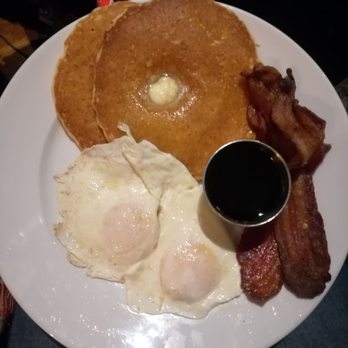 Taproot Lounge & Cafe - Love their pancakes and marionberry jam - Lounges Near Me - Salem, Oregon