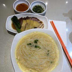 麗香園冰室 - BBQ Duck with Steamed Chicken & Rice Noodles