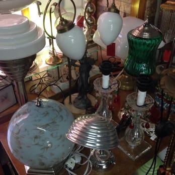 Alfonso Castillo - Infinidad de lámparas - Lighting Fixtures & Equipment Near Me - Madrid, M