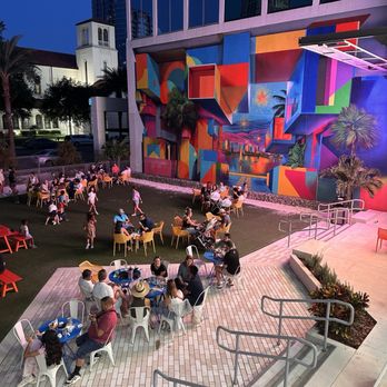 A La Cart City - Food Trucks Near Me - Orlando, Florida
