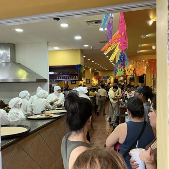 La Chata - Entrance line. The wait is long but they have me a complimentary corona - Party & Event Planning Near Me - Guadalajara, JAL La Chata - Entrance line. The wait is long but they have me a complimentary corona - Party & Event Planning Near Me - Guadalajara, JAL