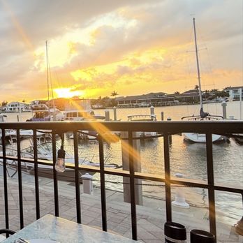 CJ's on the Bay - Sunset - Seafood Near Me - Marco Island, Florida
