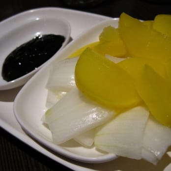 Chef Ping - Appetizer of asian yellow radish and onions - Chinese Near Me - Rolling Meadows, Illinois