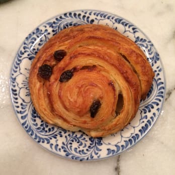 The Chipped Cup - Pain aux raisins - Coffee & Tea Near Me - New York, New York