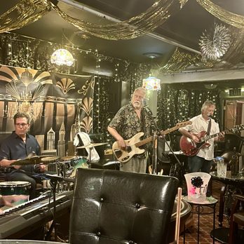 Cleveland's The Lounge - Sweet Al strumming the Bass. - Bars Near Me - Boulder City, Nevada Cleveland's The Lounge - Sweet Al strumming the Bass. - Bars Near Me - Boulder City, Nevada