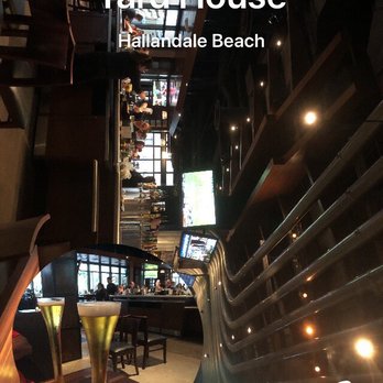 Yard House - Cool atmosphere, huge beers, great bites during Happy Hour. - Bars Near Me - Hallandale Beach, Florida