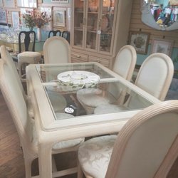 Design on a Dime Consignments & Gift Shop