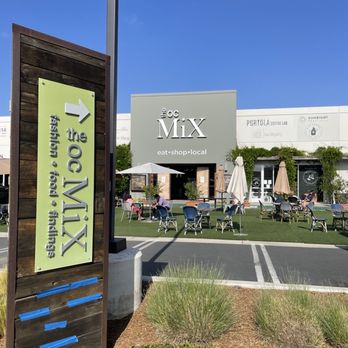 SOCO & The OC Mix - Shopping Centers Near Me - Costa Mesa, California SOCO & The OC Mix - Shopping Centers Near Me - Costa Mesa, California