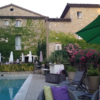 Manoir de l'Etang - cocktails by the pool - Hotels Near Me - Mougins, 06