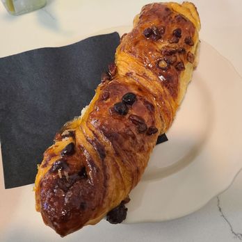 Café Marguerite - Cinnamon Chocolate Croissant Twist - Cafes Near Me - Minneapolis, Minnesota