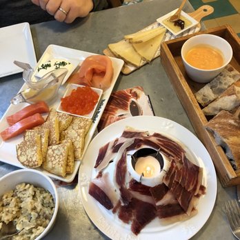 Bellota-Bellota - Tapas Bars Near Me - Paris, 75 Bellota-Bellota - Tapas Bars Near Me - Paris, 75