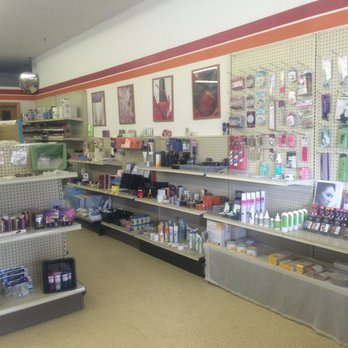 Unique Styles - Hair Salons Near Me - Taos, New Mexico