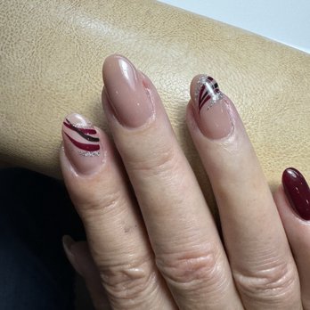 Venus Nail and Spa - Nail Salons Near Me - North Oxford, Massachusetts