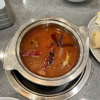 Shabu En - Mala Sichuan broth + Spicy Tonkotsu broth - Hot Pot Near Me - Houston, Texas Shabu En - Mala Sichuan broth + Spicy Tonkotsu broth - Hot Pot Near Me - Houston, Texas