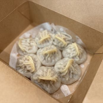Chubby Dumplings - D1 Pork Soup XLB (8pcs) - Chinese Near Me - Anaheim, California