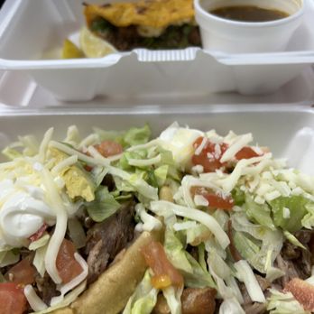 Taqueria Jaliscience - Two sopes with carnitas, loaded - Mexican Near Me - Fresno, California Taqueria Jaliscience - Two sopes with carnitas, loaded - Mexican Near Me - Fresno, California