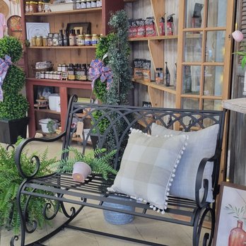 Carolina Peddlers - Antiques Near Me - Lumberton, North Carolina Carolina Peddlers - Antiques Near Me - Lumberton, North Carolina
