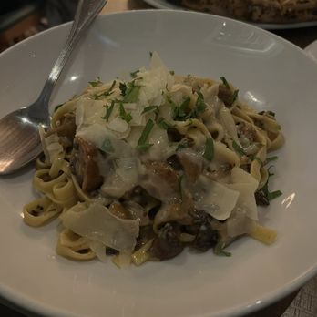 Doppio Zero Mountain View - Pizza Near Me - Mountain View, California