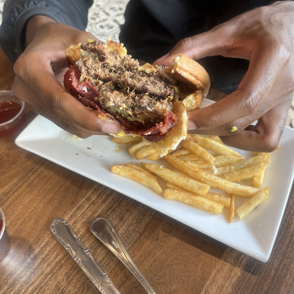 Miss Toya's - Miss Toyas Smash Burger SO DRY - Soul Food Near Me - Laurel, Maryland Miss Toya's - Miss Toyas Smash Burger SO DRY - Soul Food Near Me - Laurel, Maryland