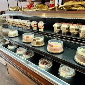 Concannon's Bakery Cafe - Cafes Near Me - Muncie, Indiana