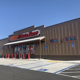 Exterior outside entrance of AutoZone Auto Parts - autozone - Littlerock, California Exterior outside entrance of AutoZone Auto Parts - autozone - Littlerock, California