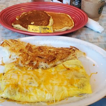 Moonlight Diner - Omelette with pancakes - Diners Near Me - Denver, Colorado Moonlight Diner - Omelette with pancakes - Diners Near Me - Denver, Colorado