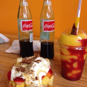 Neveria La Mexicana - Chamoyada de mango y bionico - Ice Cream & Frozen Yogurt Near Me - Aurora, Colorado Neveria La Mexicana - Chamoyada de mango y bionico - Ice Cream & Frozen Yogurt Near Me - Aurora, Colorado
