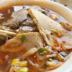 V-Nam Vietnamese Cuisine