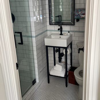 Hotel Theodore Seattle Downtown, Tapestry by Hilton - Bathroom - Hotels Near Me - Seattle, Washington