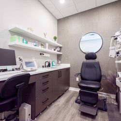 Blackstone Eye Center