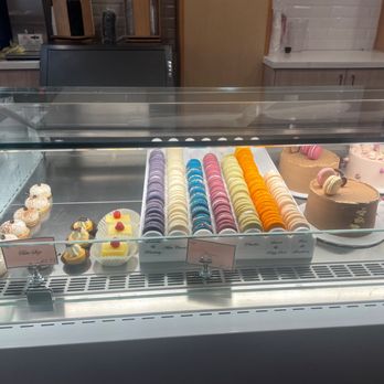 Delight Pastry - Lots of yummy desserts. - Desserts Near Me - Pasadena, California
