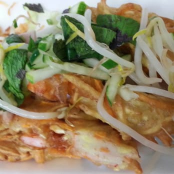Hai Nam Saigon - #7 Banh cuon nhan thit (flat rice noodle sheets rolled with pork & mushroom + sliced cha + fried shrimp) Nommers. $6.30 - Vietnamese Near Me - Alhambra, California Hai Nam Saigon - #7 Banh cuon nhan thit (flat rice noodle sheets rolled with pork & mushroom + sliced cha + fried shrimp) Nommers. $6.30 - Vietnamese Near Me - Alhambra, California