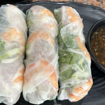 Pho Yen - Spring rolls. Super freshly made. - Vietnamese Near Me - El Monte, California Pho Yen - Spring rolls. Super freshly made. - Vietnamese Near Me - El Monte, California