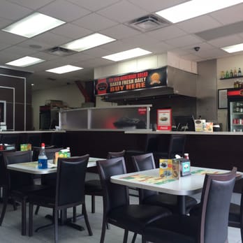 Sarussi Cafe Subs - Restaurant dining area - Sandwiches Near Me - Miami, Florida Sarussi Cafe Subs - Restaurant dining area - Sandwiches Near Me - Miami, Florida