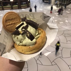 L'eclair De Genie - Pistachio ice cream puff. :)
